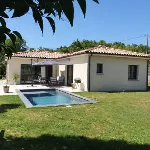 Superbe maison en L avec piscine dans le Tarn-et-Garonne